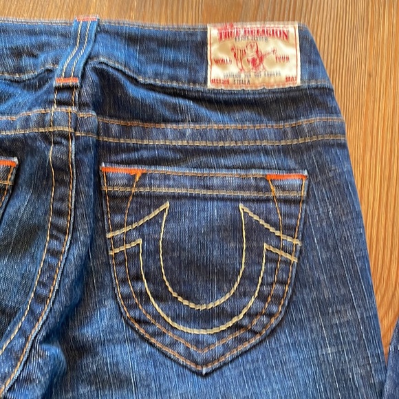 True Religion Stella Straight Leg Skinny Jeans NWOT sz 25 - Picture 2 of 5